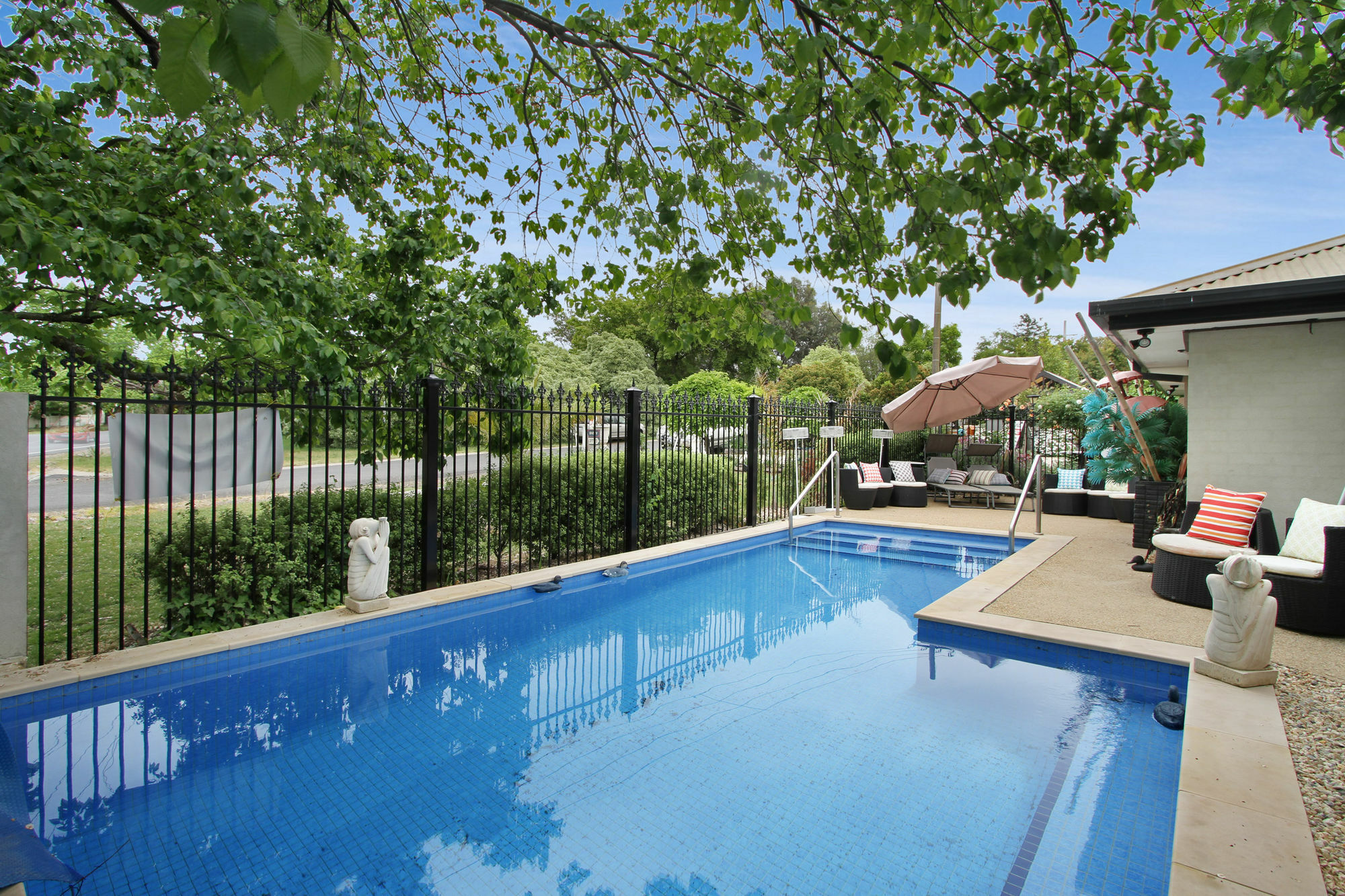 Beechworth On Bridge Motel Екстер'єр фото